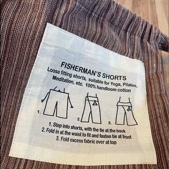 Adorable Fisherman’s loose fitting shorts. 100% hand loom cotton - Picture 3 of 7